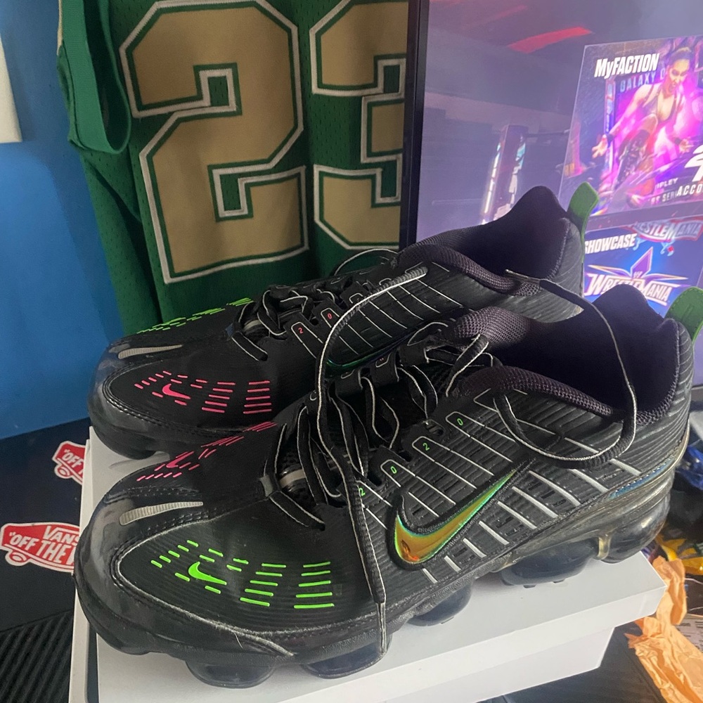 Size 10 - Nike Air VaporMax 360 Green Strike